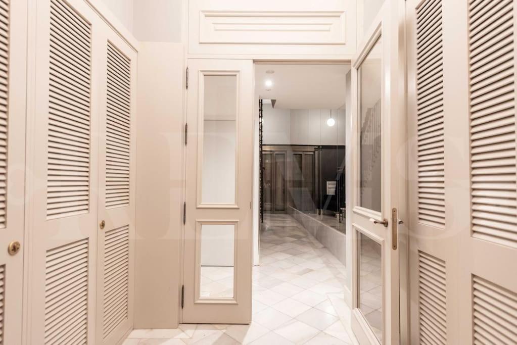 Penthouse Suite With Rooftop In The Heart Of Malaga By Rems Exteriör bild