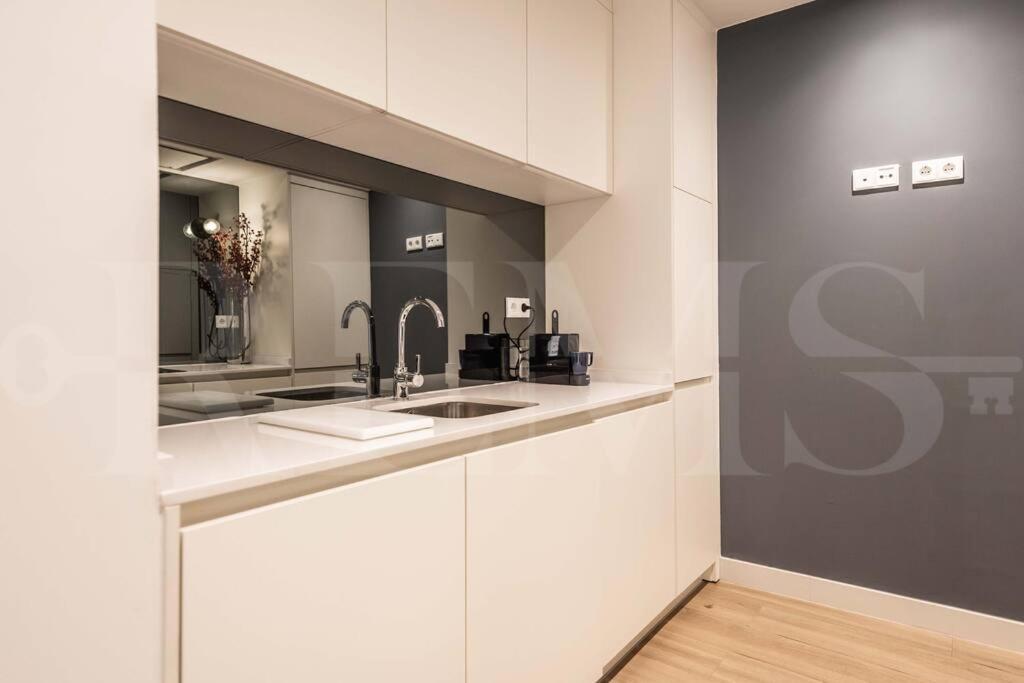 Penthouse Suite With Rooftop In The Heart Of Malaga By Rems Exteriör bild